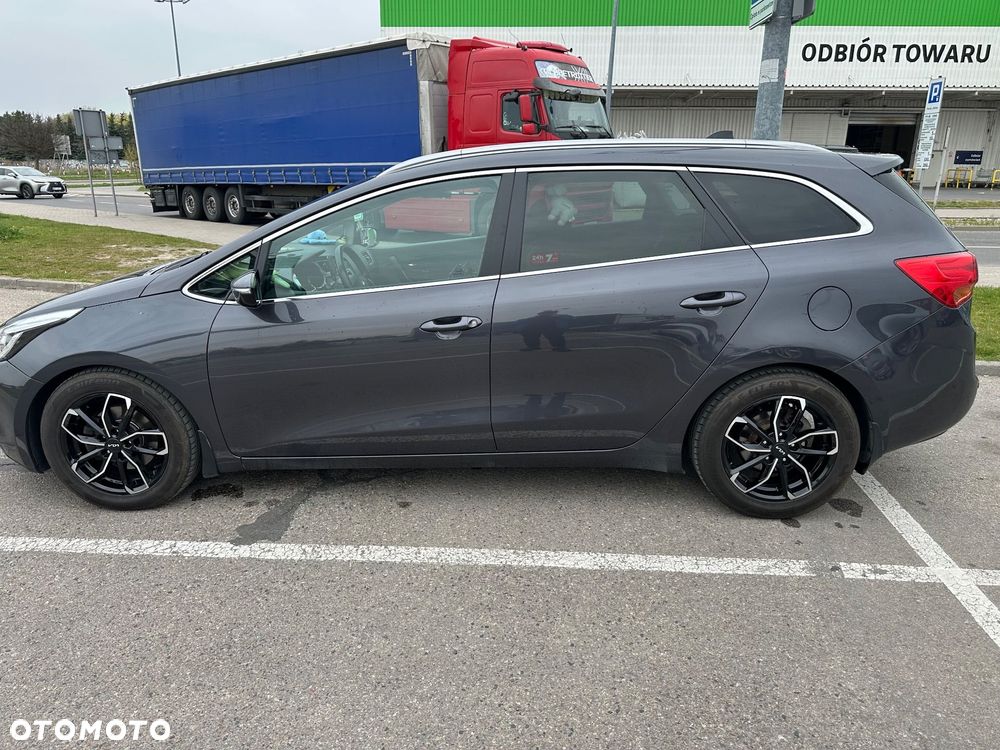 Kia Ceed 1.6 GDI L DCT - 10