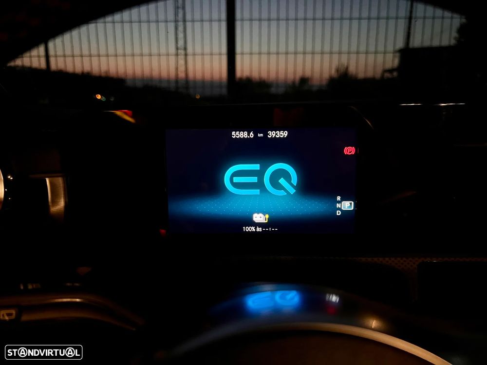 Mercedes-Benz CLA 250 e Shooting Brake AMG Line - 27