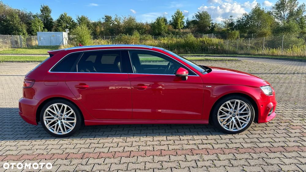 Audi A3 Sportback 2.0 TDI (clean diesel) quattro S tronic S line Sportpaket - 6