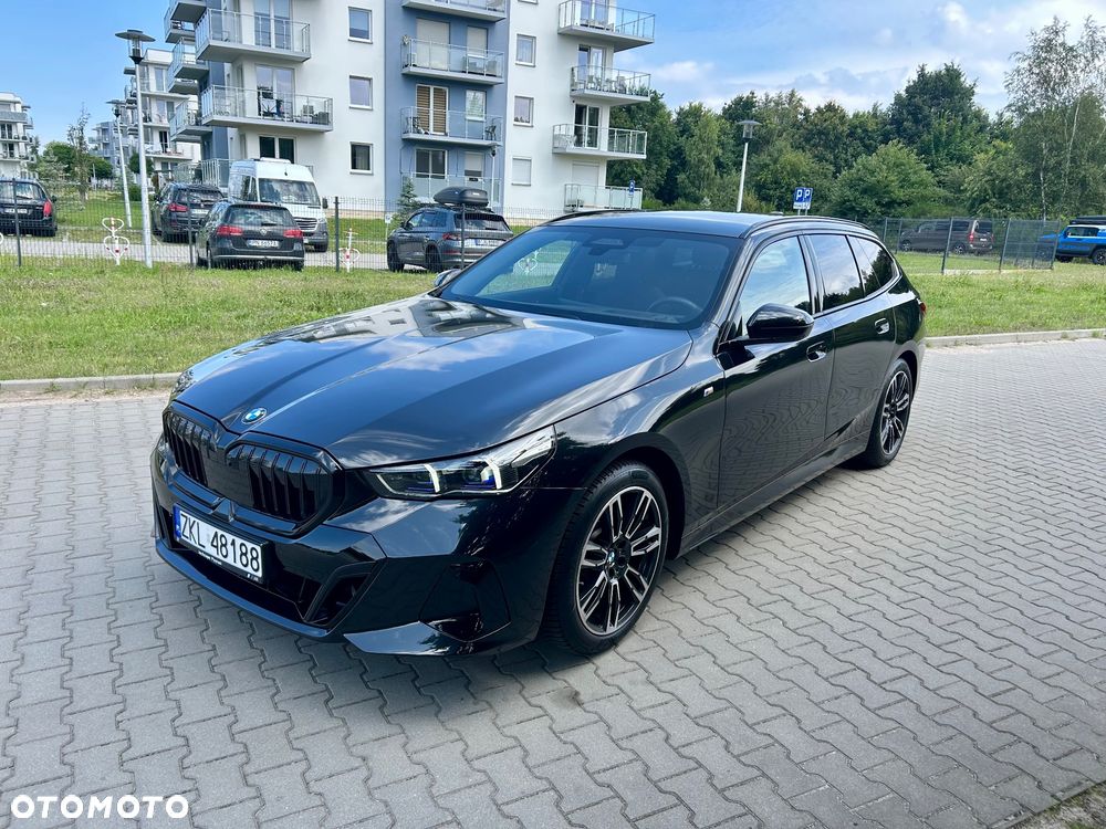 BMW Seria 5 520d xDrive - 14