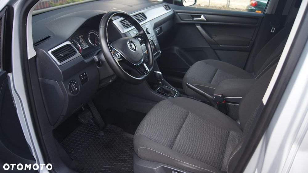 Volkswagen Caddy 2.0 TDI Comfortline DSG - 10