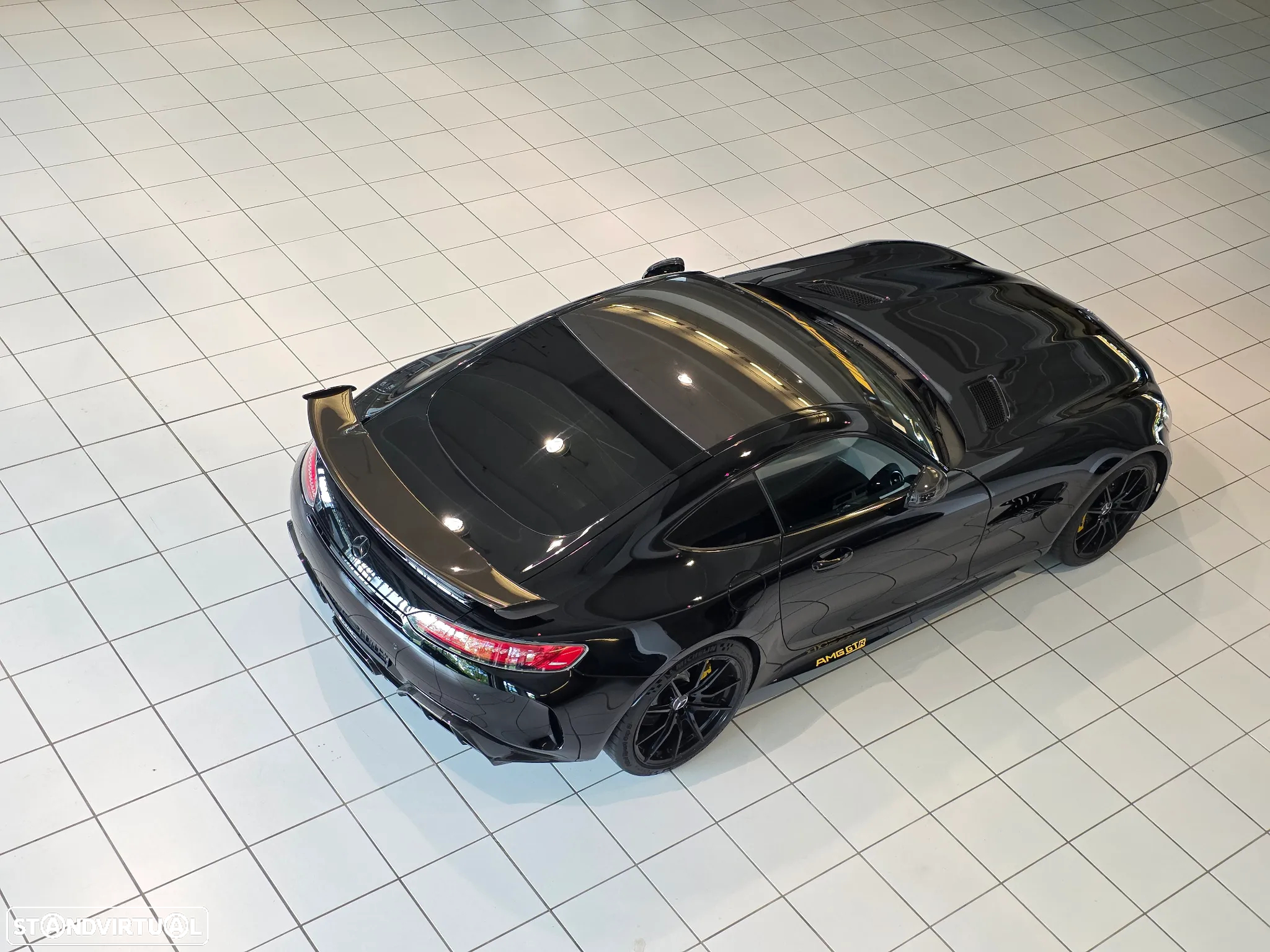 Mercedes-Benz AMG GT R - 33