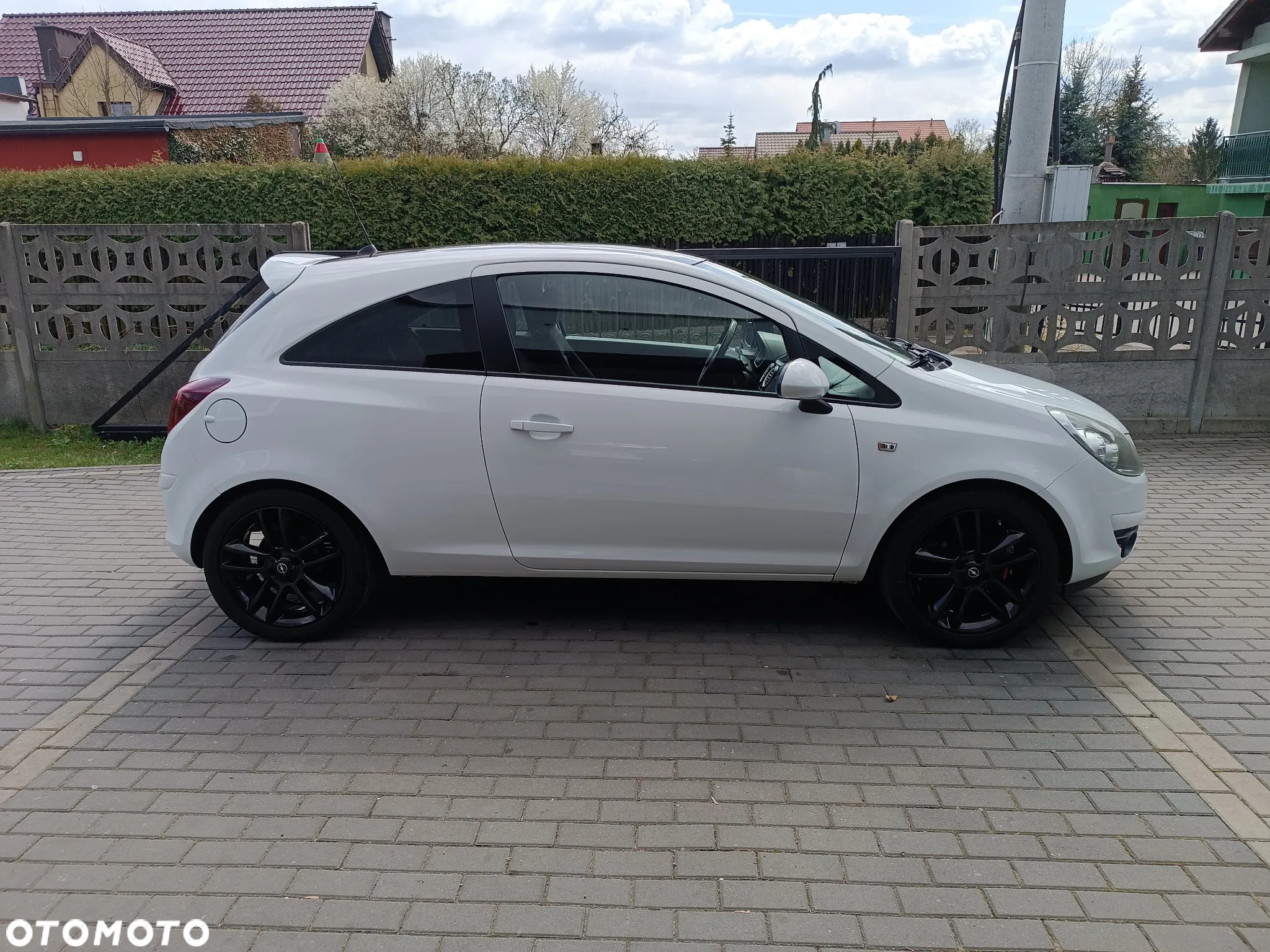 Opel Corsa 1.4 16V Color Edition - 3