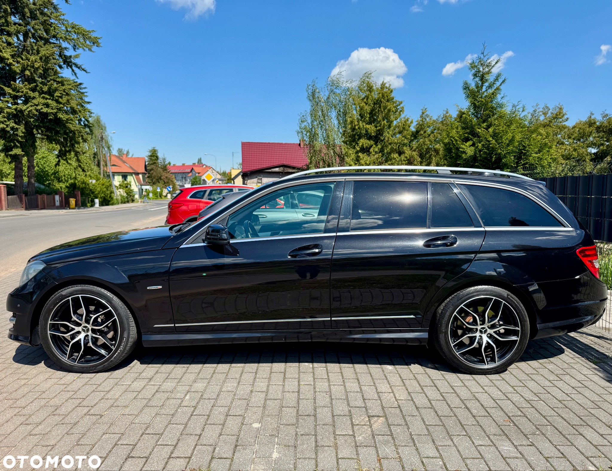 Mercedes-Benz Klasa C 220 d 4Matic T 7G-TRONIC AMG Line - 3