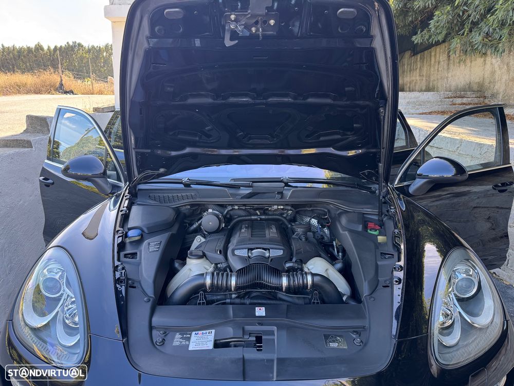 Porsche Cayenne Turbo Tiptronic S - 45