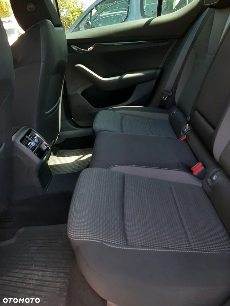 Skoda Octavia 1.5 TSI ACT Ambition - 21