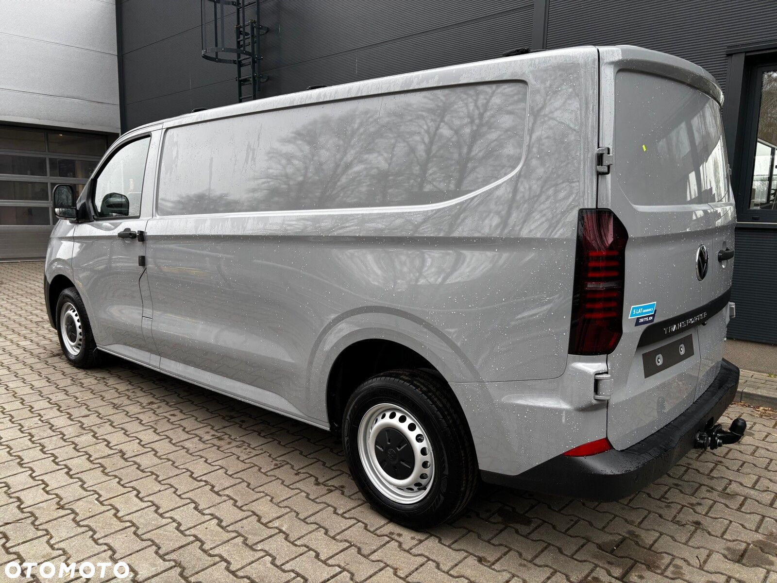 Volkswagen Transporter L2 2.0 TDI 4MO 150 KM 8-b automat. - 18