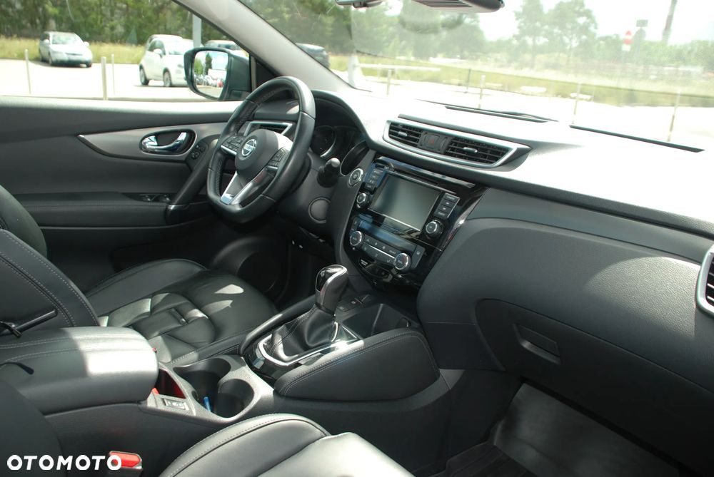 Nissan Qashqai 1.3 DIG-T Tekna DCT - 16