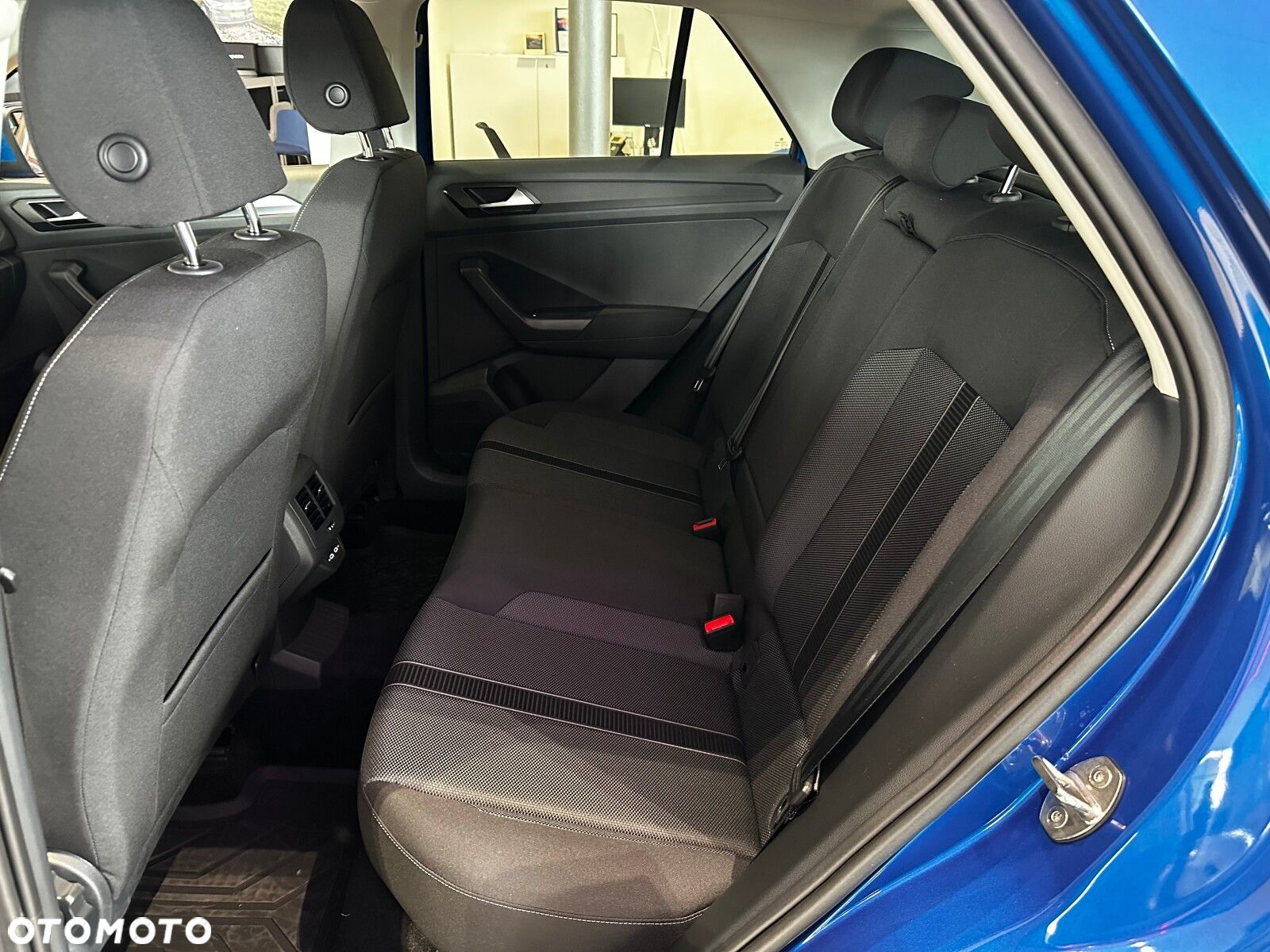 Volkswagen T-Roc - 15