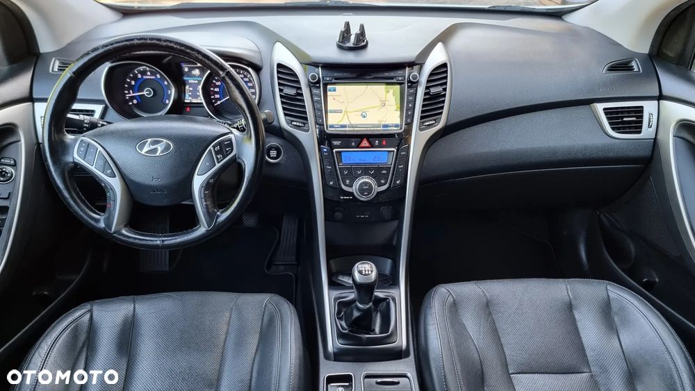 Hyundai i30 1.6 GDI Premium - 6