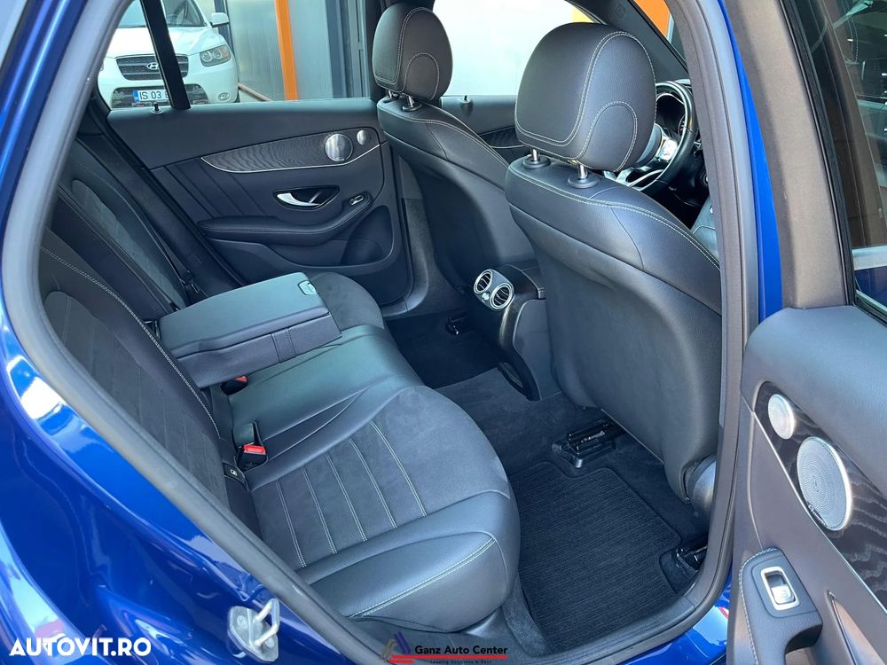 Mercedes-Benz GLC 300 d 4Matic 9G-TRONIC AMG Line - 18