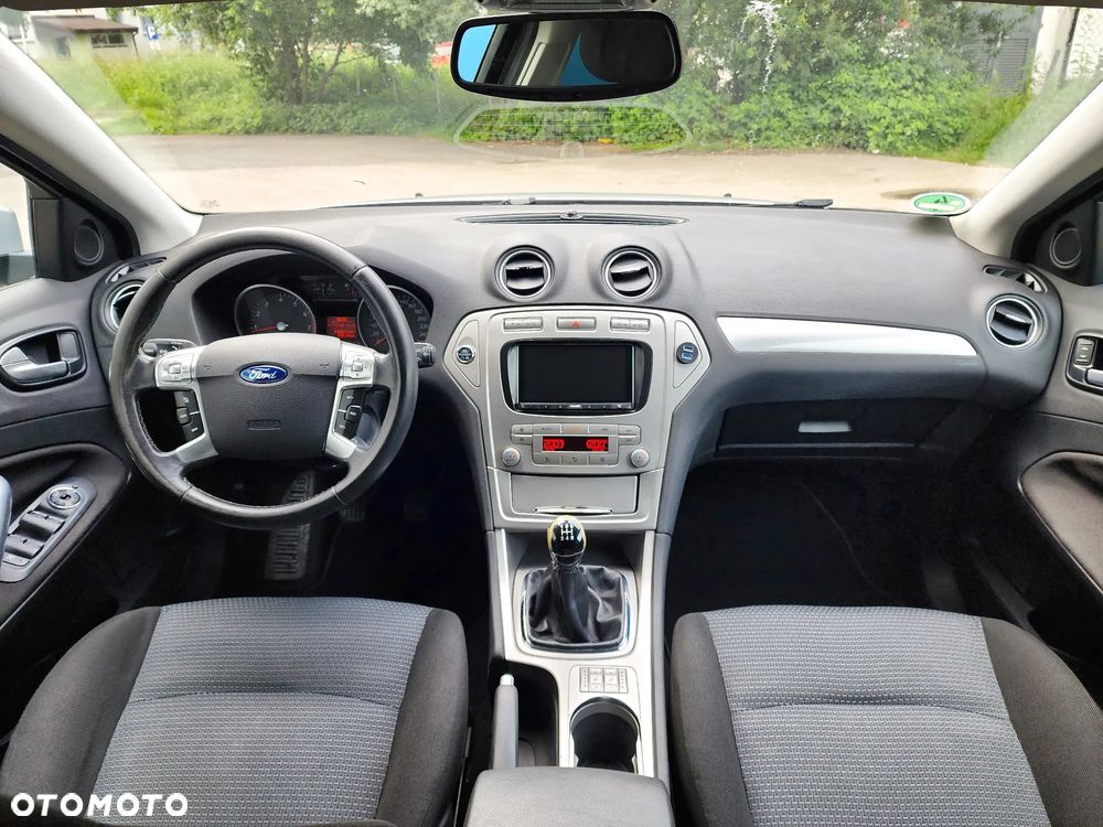 Ford Mondeo 2.0 Trend - 20
