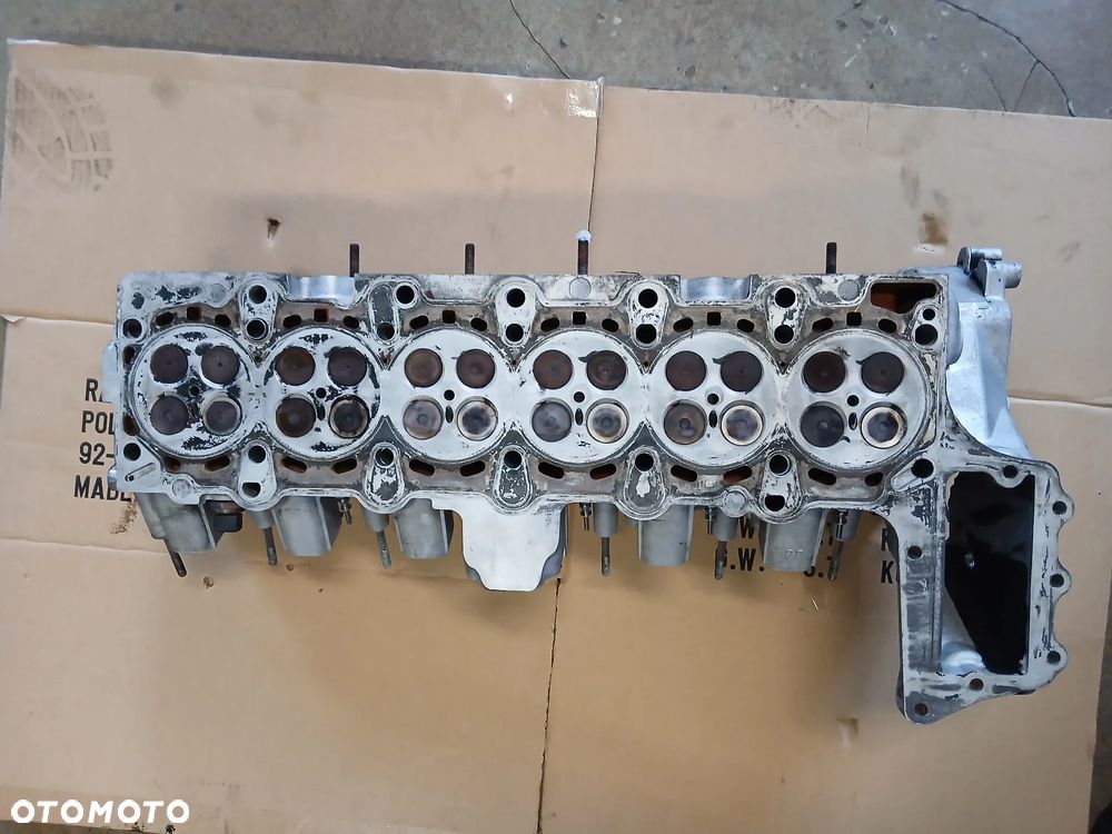 Głowica silnika BMW E60 E61 E65 E66 E90 E91 E92 E93 X5 E70 3l.d 231KM 792753.9 - 1
