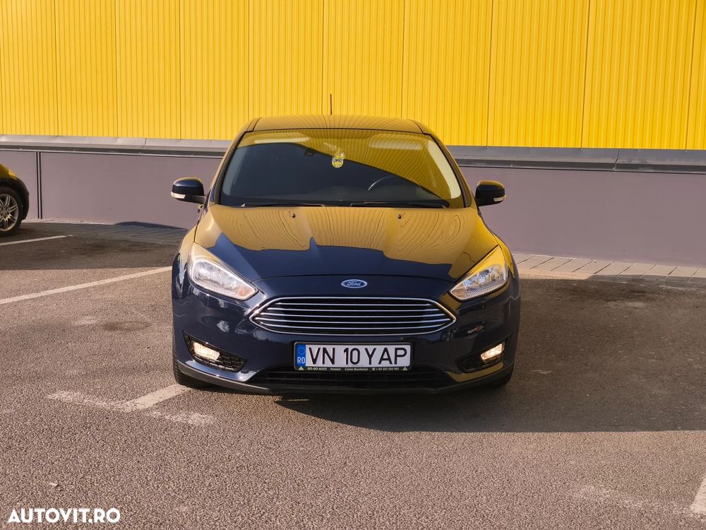 Ford Focus 1.0 EcoBoost Start-Stopp-System TITANIUM DESIGN - 12
