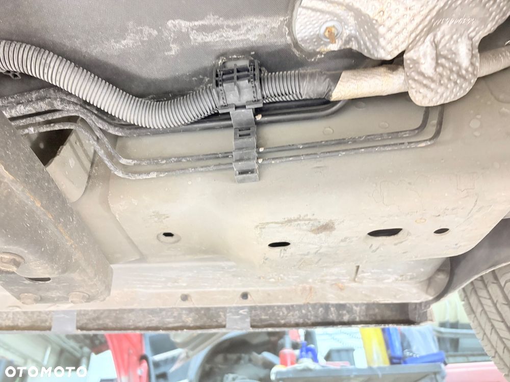 Jeep Commander 4.7 V8 - 37