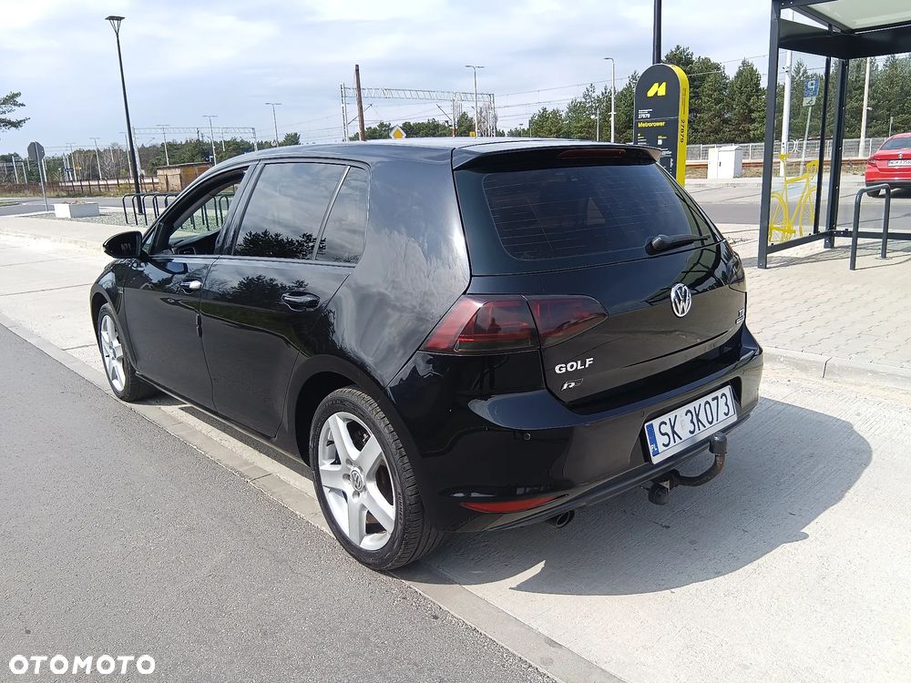 Volkswagen Golf 1.6 TDI DPF BlueMotion Technology DSG Trendline - 10