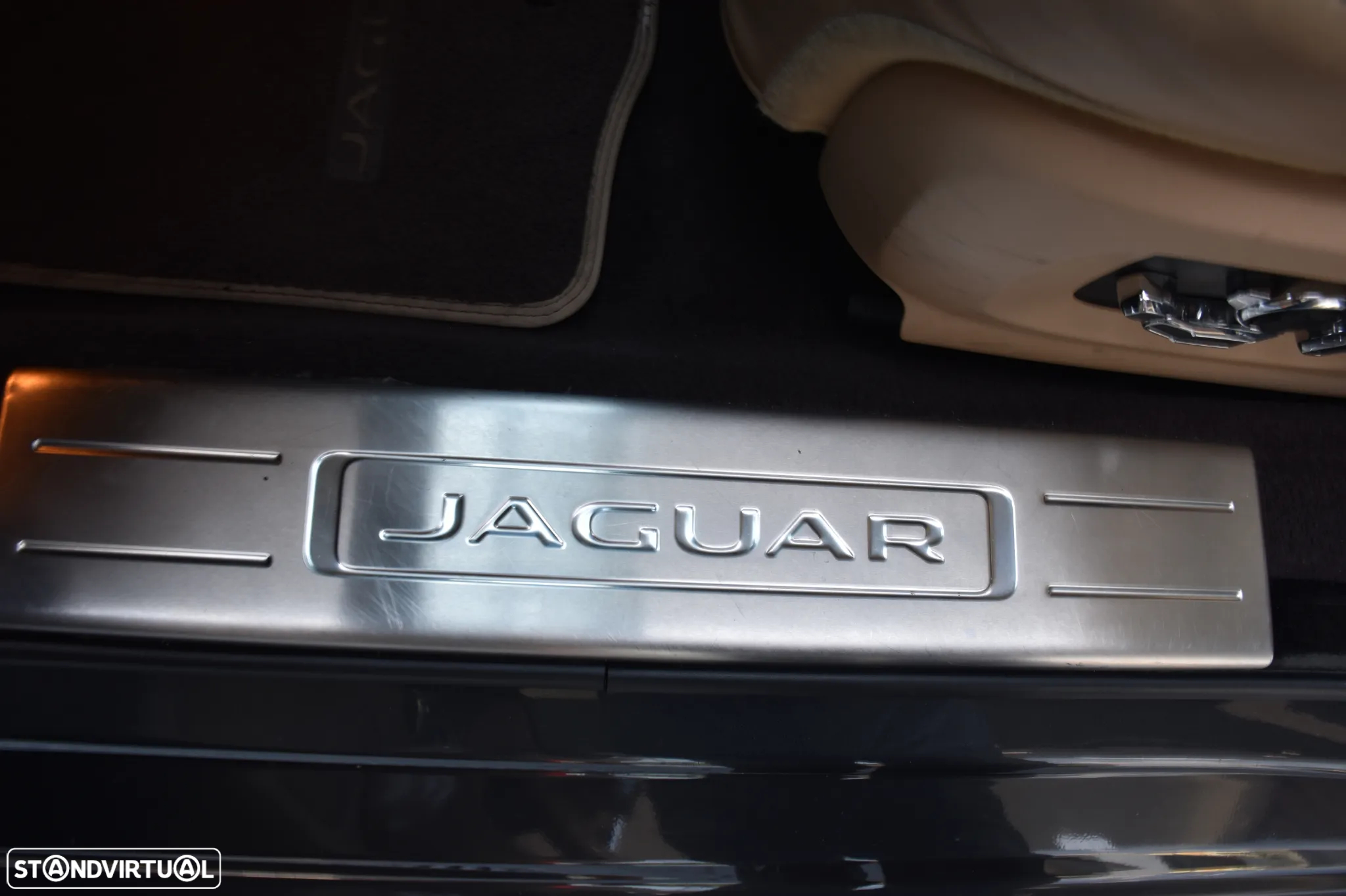 Jaguar XJ 3.0 D V6 Portfolio - 7