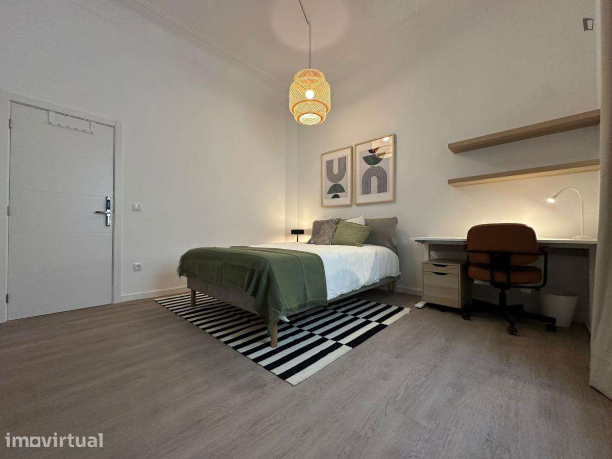 Quarto - localizado em São Sebastião Lisbon - Grande imagem: 3/14