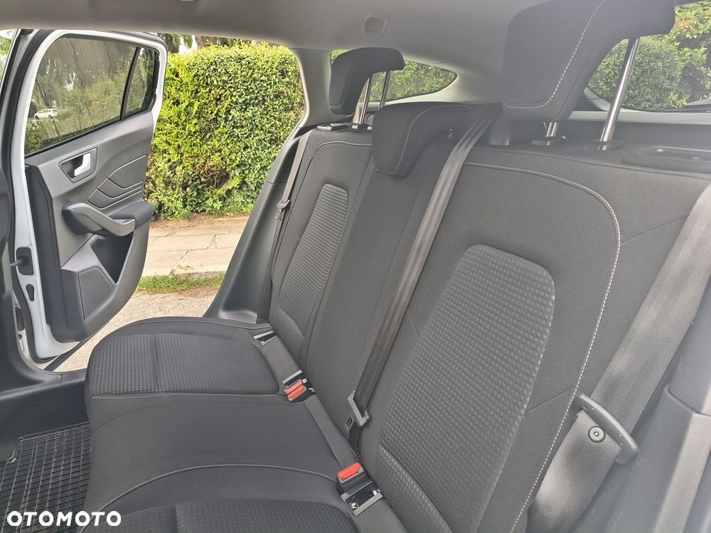 Ford Focus 1.5 EcoBlue Start-Stopp-System COOL&CONNECT - 29