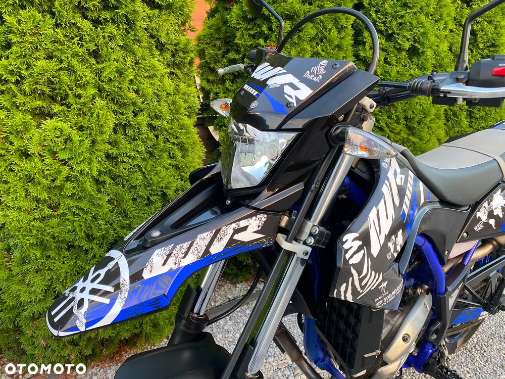Yamaha WR - 8