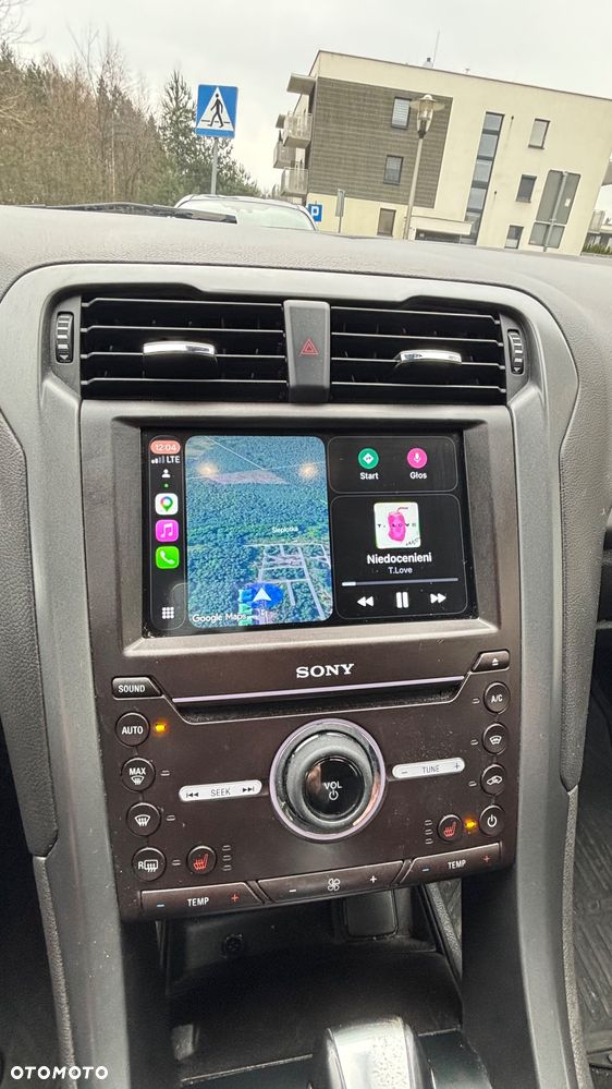 Ford Mondeo 2.0 EcoBoost Titanium - 22