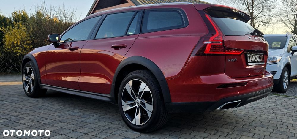 Volvo V60 Cross Country D4 AWD Geartronic Pro - 13