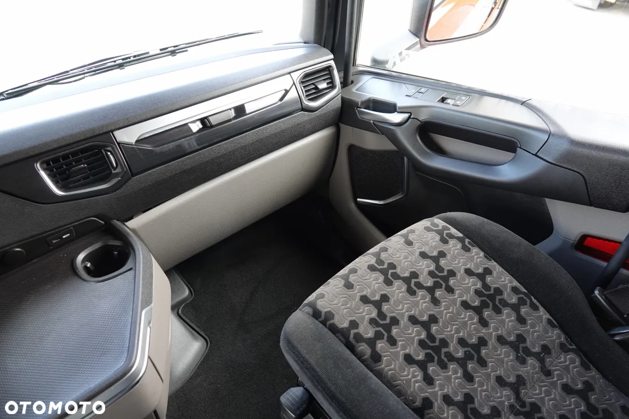 Scania S 500 / RETARDER / HYDARAULIKA / PRZÓD NA PODUSZKACH / KLIMA POSTOJOWA / ALUFELGI / OPONY 100% / PO KONTRAKCIE SERWISOWYM / SPROWADZONY - 31