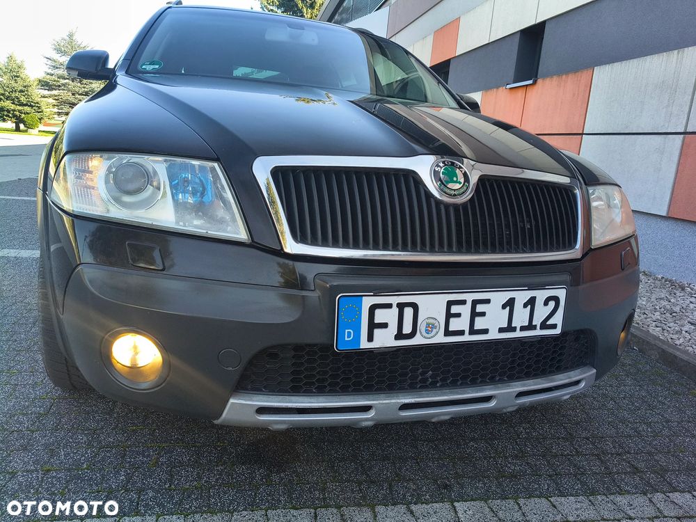 Skoda Octavia 2.0 TDI DPF 4x4 Scout - 30