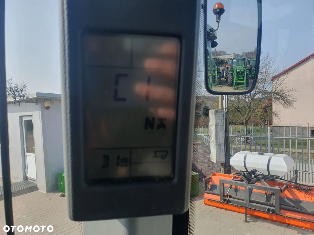 Claas Arion 610 - 18