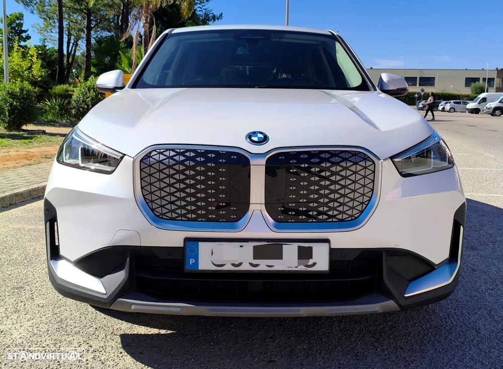 BMW iX1 eDrive20 - 51