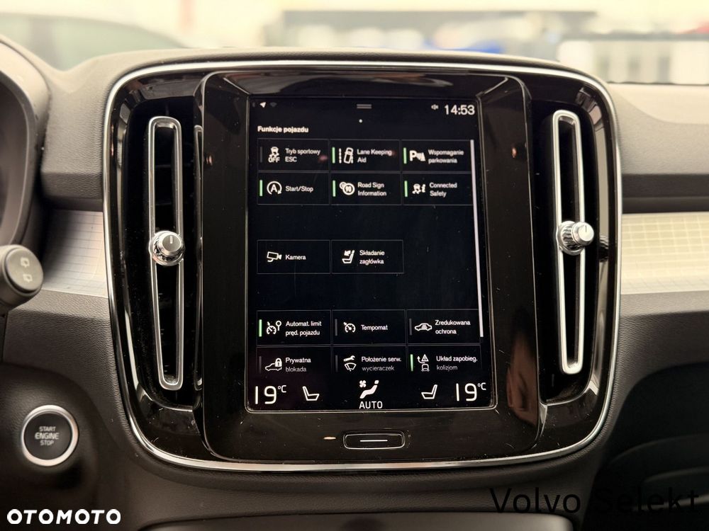 Volvo XC 40 - 21