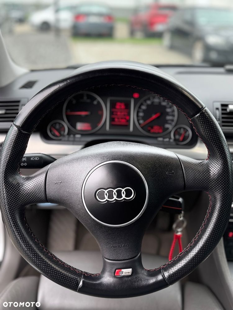 Audi A4 - 12