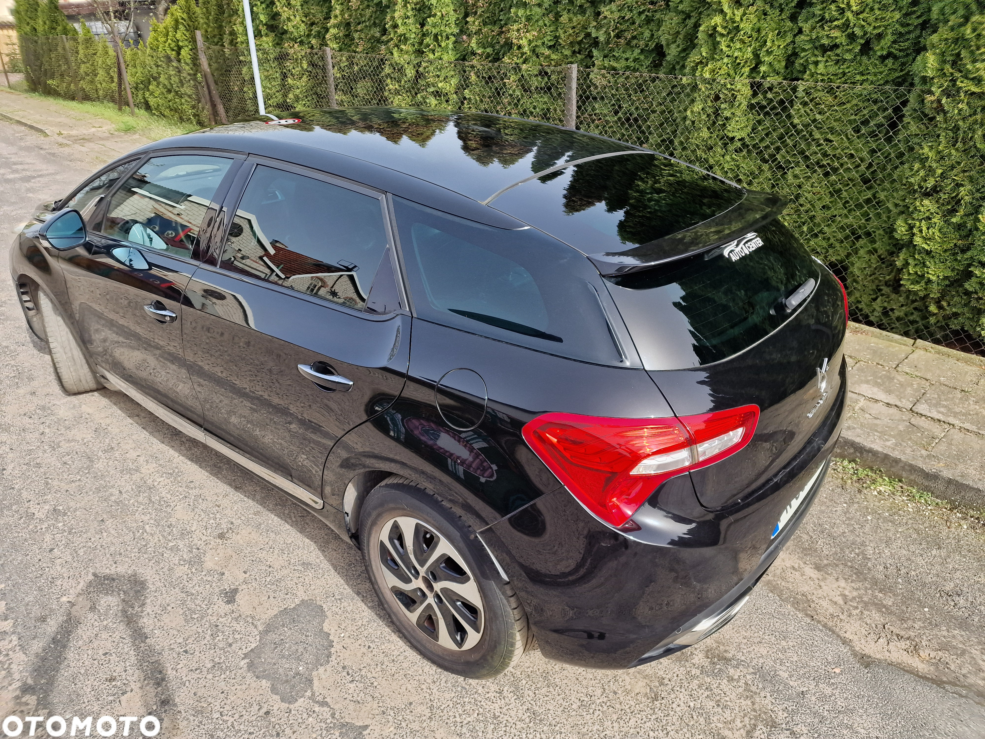 Citroën DS5 e-HDi 115 EGS6 SoChic - 9