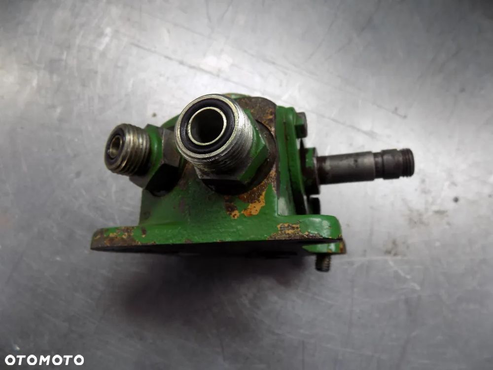 blok zaworu tylnej blokady l80101 john deere 6300 6100 6200 6400 - 3