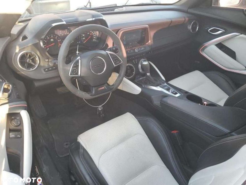 Chevrolet Camaro - 10