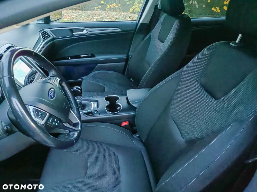 Ford Mondeo 2.0 TDCi Titanium - 11