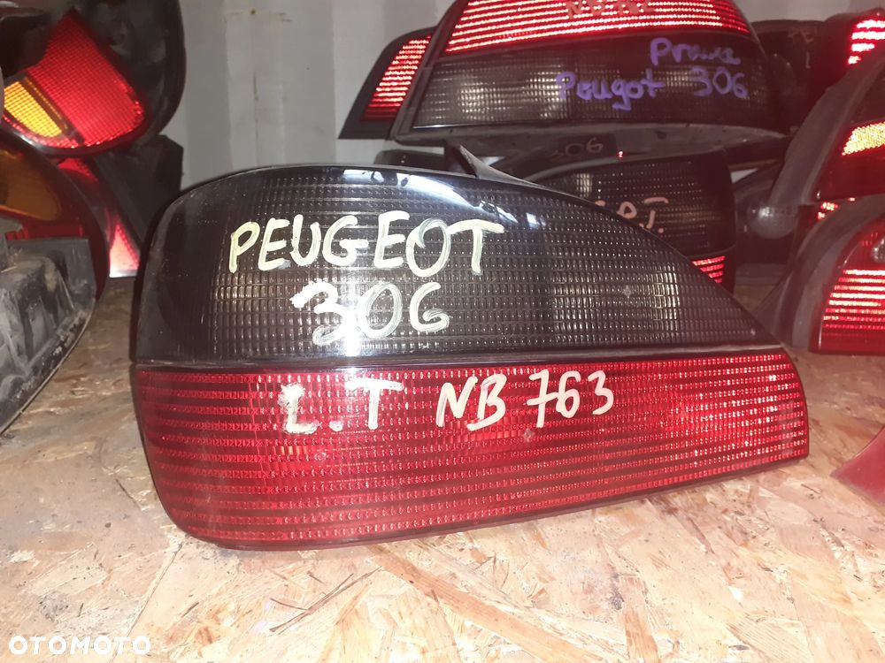 LAMPA TYLNA TYŁ LEWY LEWA PEUGEOT 306 - 1