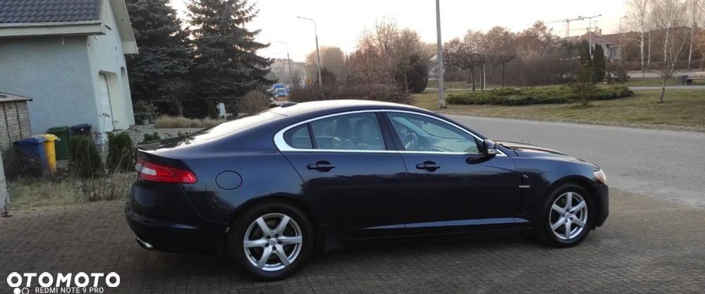 Jaguar XF 2.7 V6 Premium Luxury - 24