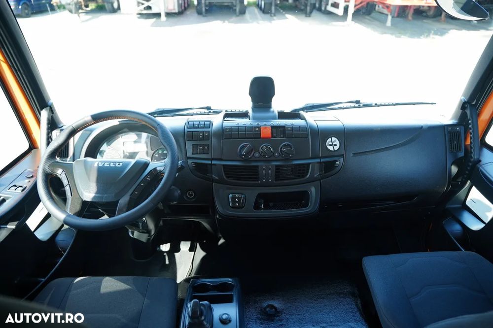 Iveco EUROCARGO / REMORCA AUTO HIDRAULICĂ / PLATFORMĂ - 6 M / REMORCA DUPĂ CU 6 LOCURI / TRONIU / EURO 6 - 29