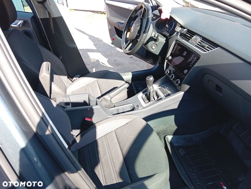 Skoda Octavia 1.6 TDI SCR Ambition - 12