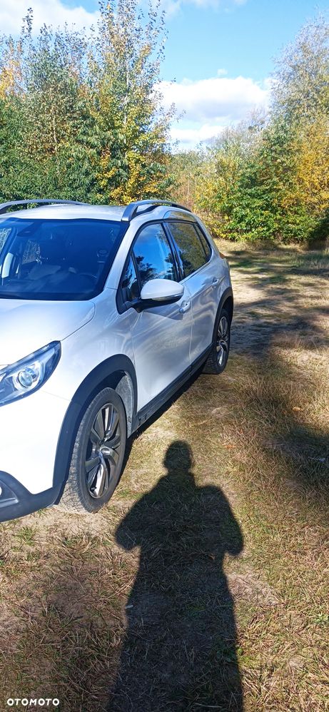 Peugeot 2008 1.5 BlueHDi Allure - 6