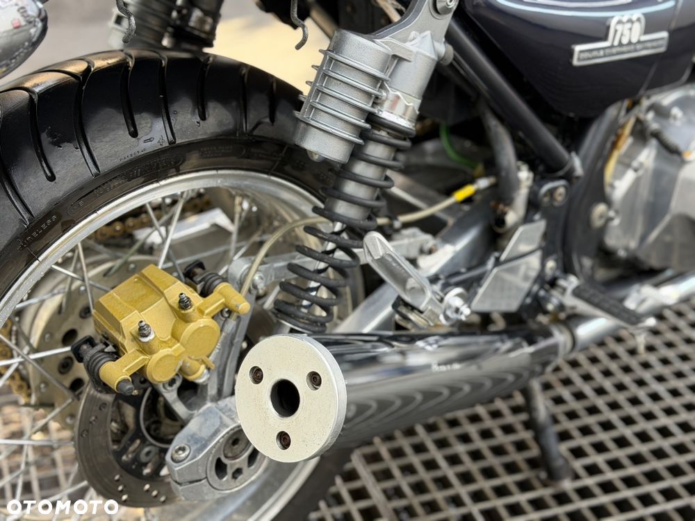 Kawasaki Zephyr - 10
