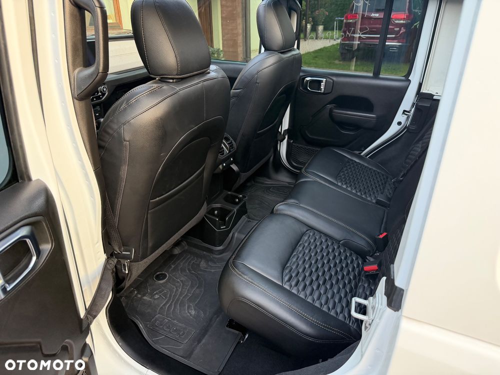 Jeep Wrangler 2.0 T-GDI Hardtop AWD Automatik Night Eagle - 24