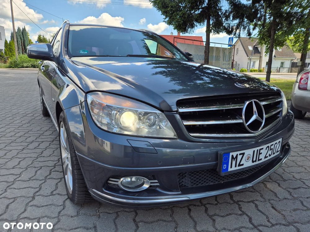 Mercedes-Benz Klasa C 320 CDI DPF 7G-TRONIC Avantgarde - 4