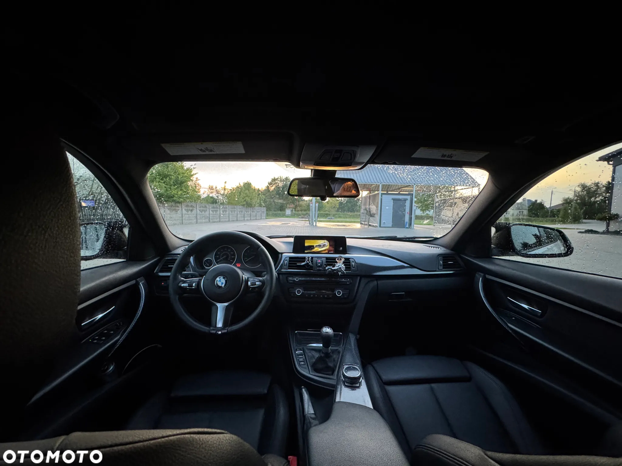 BMW Seria 3 320i Sport Line - 10