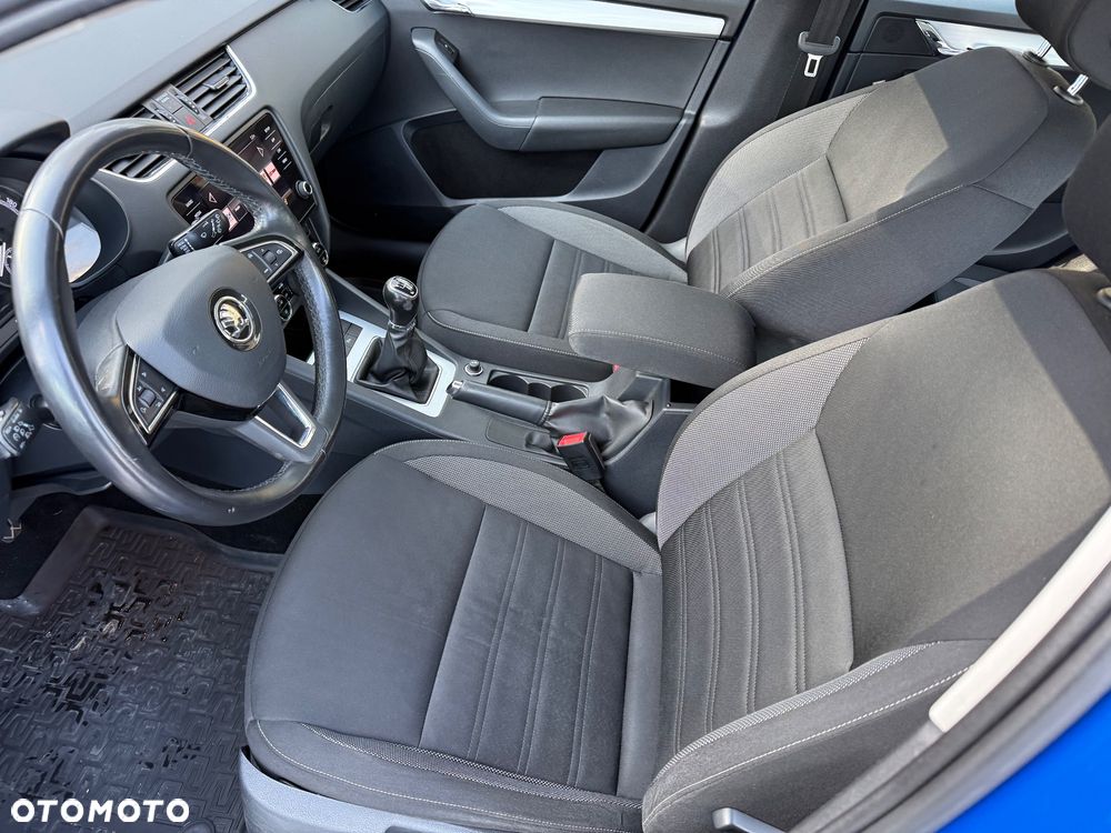 Skoda Superb 2.0 TDI SCR Ambition - 18