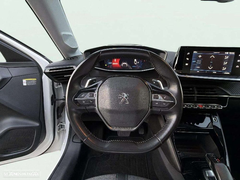 Peugeot 208 1.2 PureTech Allure Pack EAT8 - 7