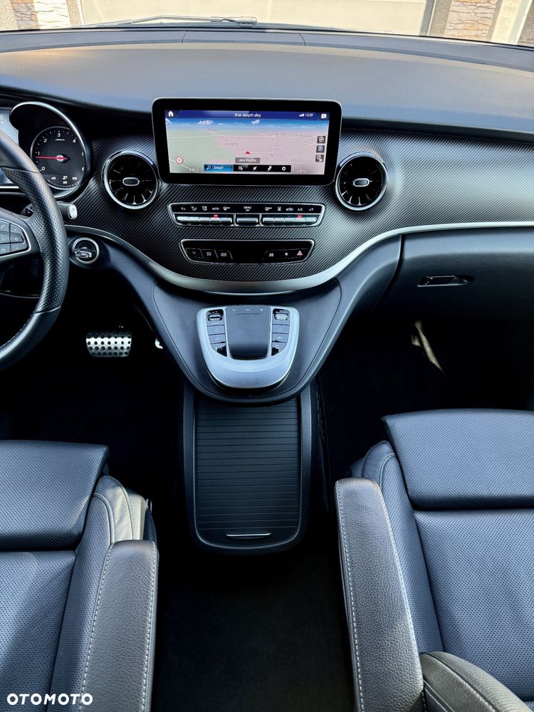 Mercedes-Benz CLS - 19