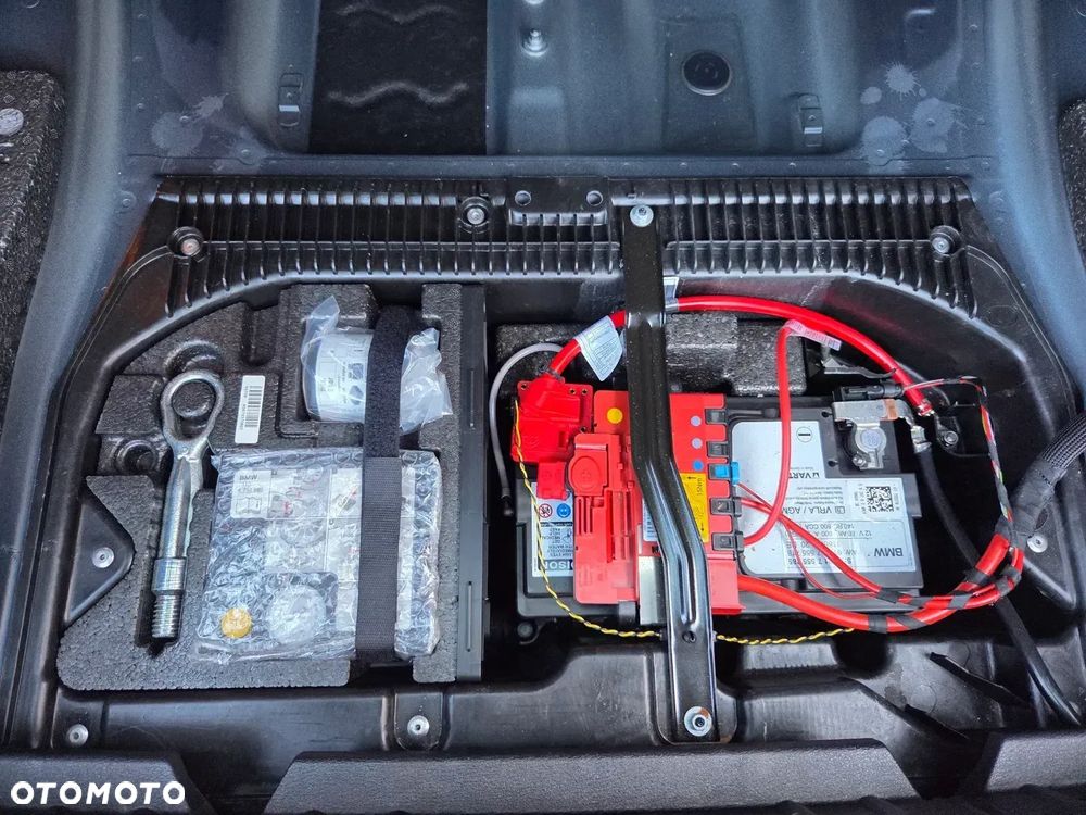 BMW X1 xDrive18d xLine - 10