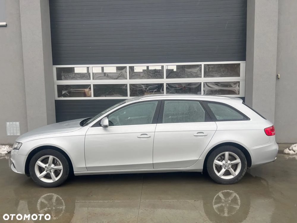 Audi A4 Avant 2.0 TFSI quattro Ambiente - 2